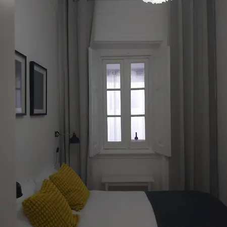 Casa 27 * Лиссабон